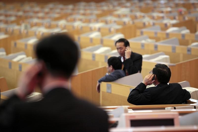 China shares mixed at close of trade; Shanghai Composite down&nbsp;0.60%