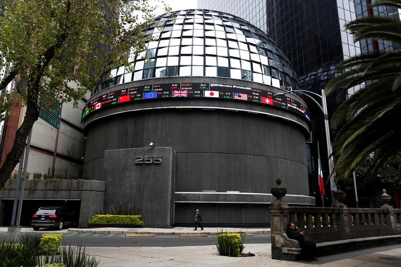 Mexico shares lower at close of trade; S&P/BMV IPC down&nbsp;0.19%