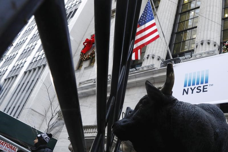 U.S. stocks mixed at close of trade; Dow Jones Industrial Average down&nbsp;0.28%