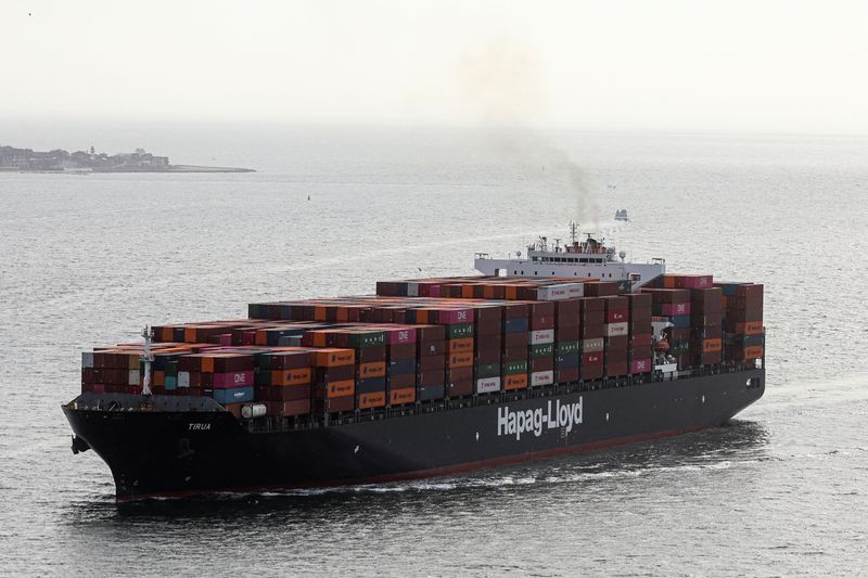 U.S. customer activity boosting transatlantic shipping, Hapag-Lloyd&nbsp;says