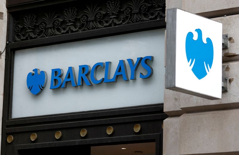 GM, Barclays sign long-term credit card partnership&nbsp;agreement