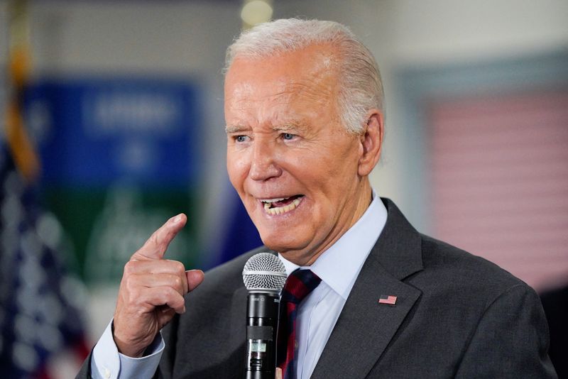 Biden administration launches broad inquiry into air travel competition&nbsp;market