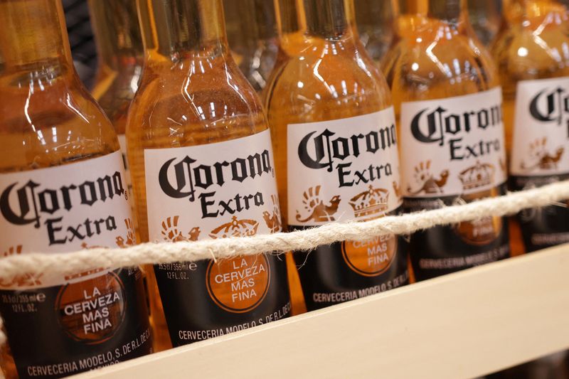 Constellation Brands cuts annual forecasts as beer demand&nbsp;weakens