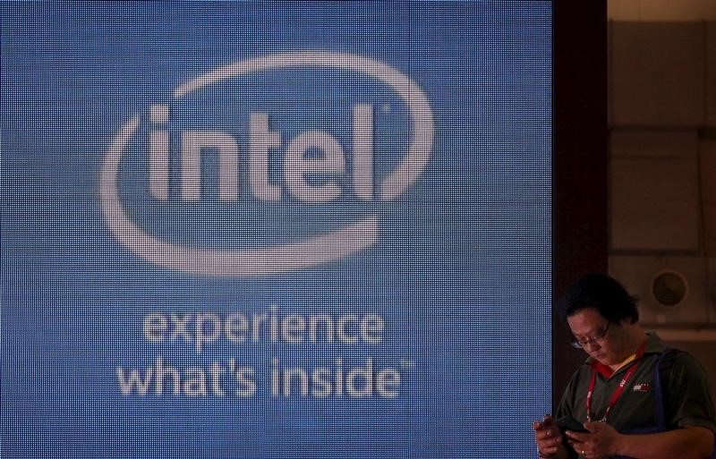Intel earnings missed by $0.08, revenue fell short of&nbsp;estimates