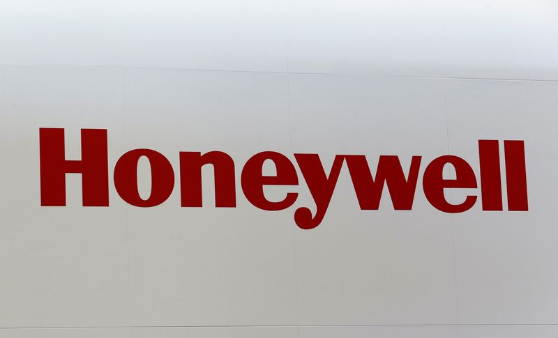 Honeywell backs growth drive with $1.9 billion aerospace and defense&nbsp;deal