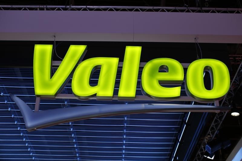 Valeo shares plunge 13% on weak&nbsp;results