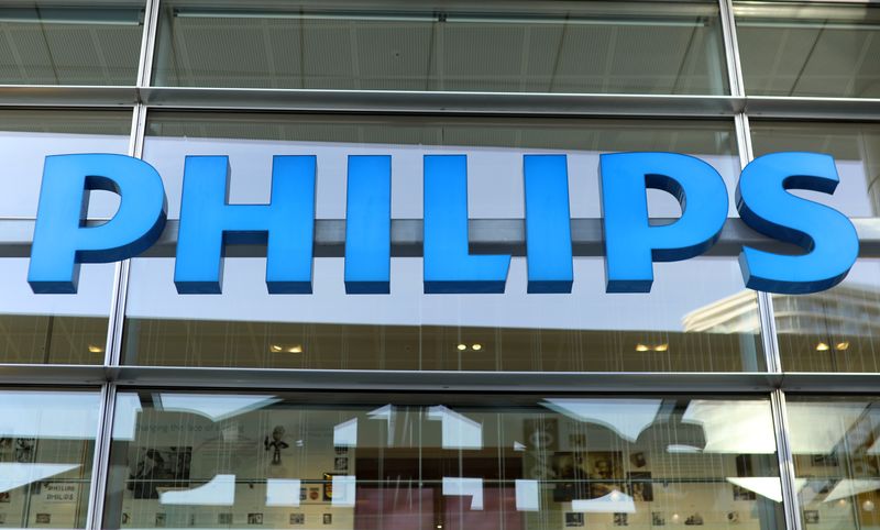 Philips sees lower comparable sales in first quarter on weak China&nbsp;spending