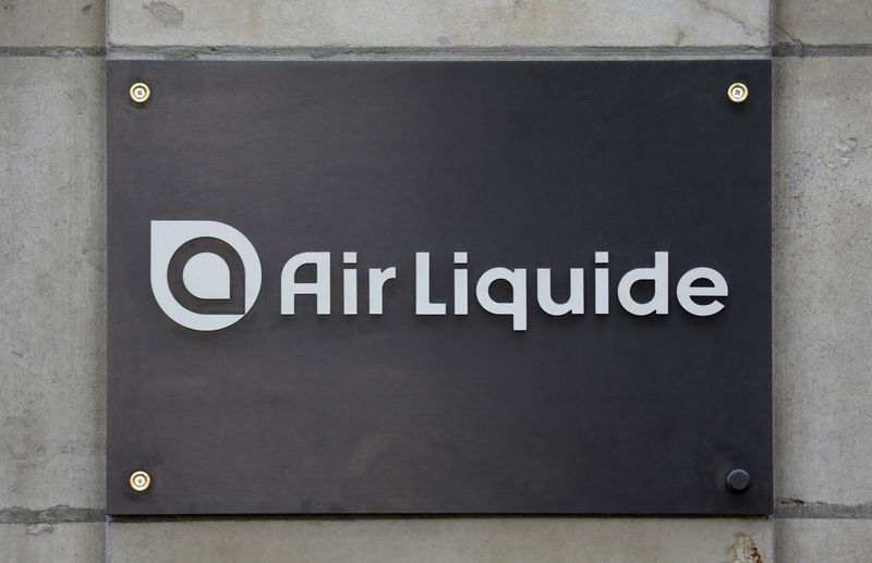 Air Liquide raises margin target, extends outlook to&nbsp;2026