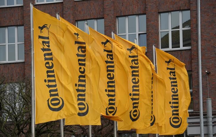 Continental sinks on weaker-than-expected revenue, margin&nbsp;guidance