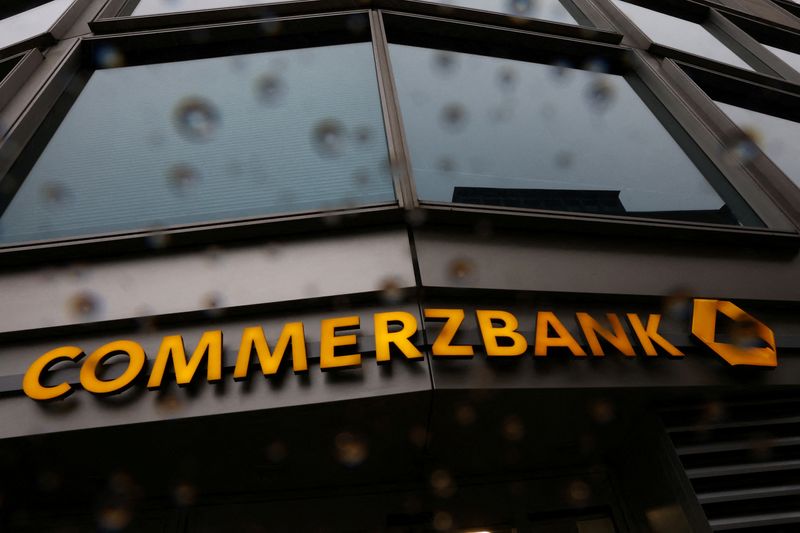 Commerzbank hasn’t talked with UniCredit after ECB approval for&nbsp;stake