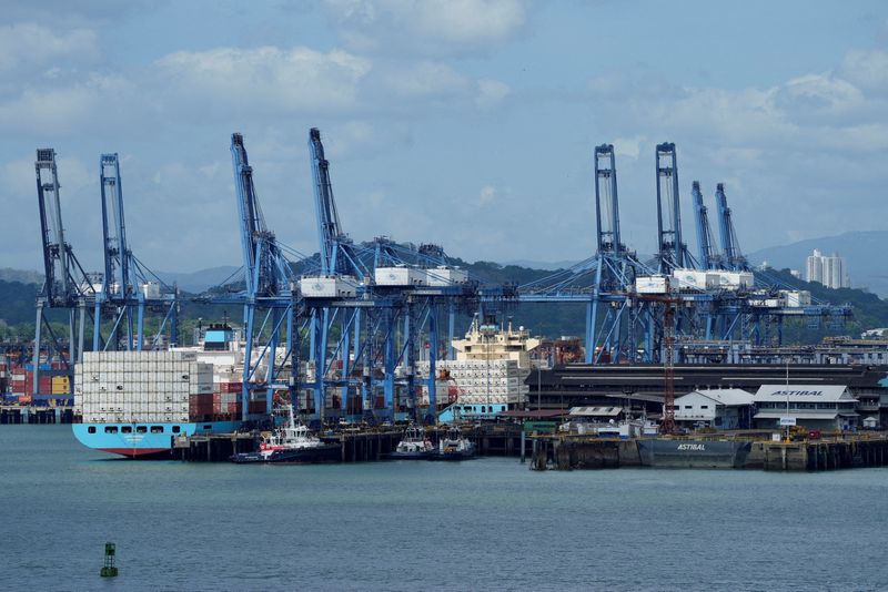 CK Hutchison will not sign deal to sell strategic Panama ports next week, source&nbsp;says