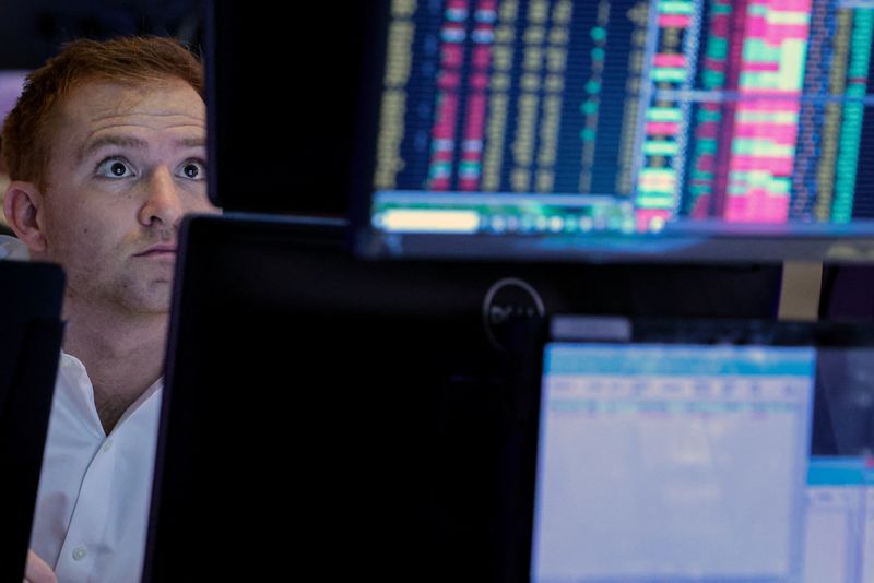 BofA reports big hedge fund clients inflows as record retail buying streak&nbsp;ends