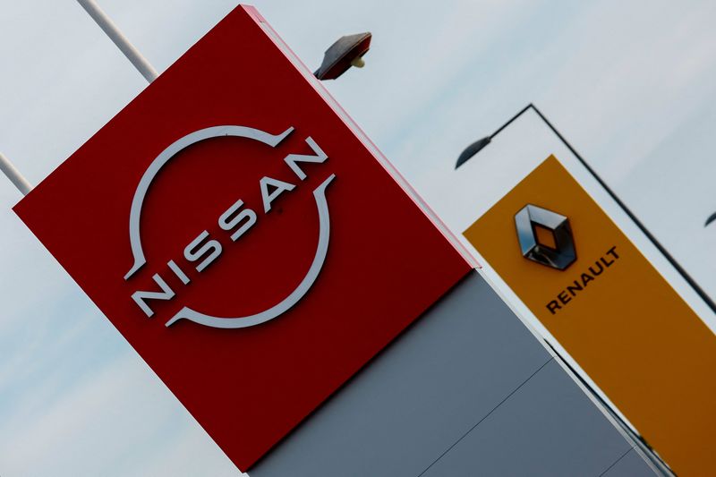 Renault to report $11 billion loss on Nissan stake in first&nbsp;half