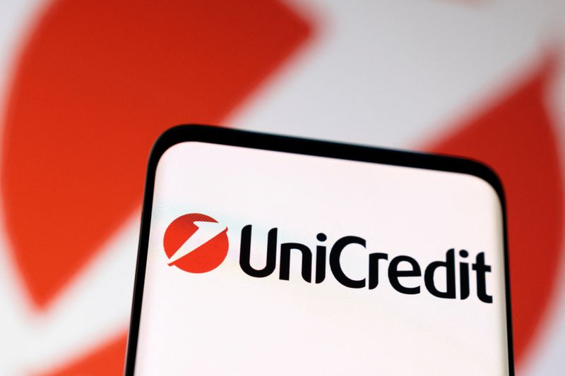 UniCredit raises profit outlook after dropping Banco BPM&nbsp;bid