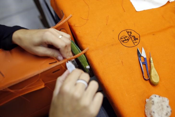 Jefferies downgrades Hermès to “hold” on FX impact, slower&nbsp;growth