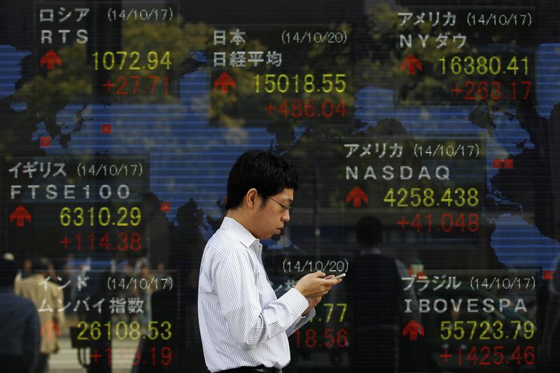 Asia stocks mixed: Japan climbs on robust Q2 GDP; HK drops after weak China&nbsp;data