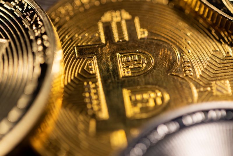 Bitcoin price today: dips after record high above $125k; ETF inflows drive&nbsp;gains