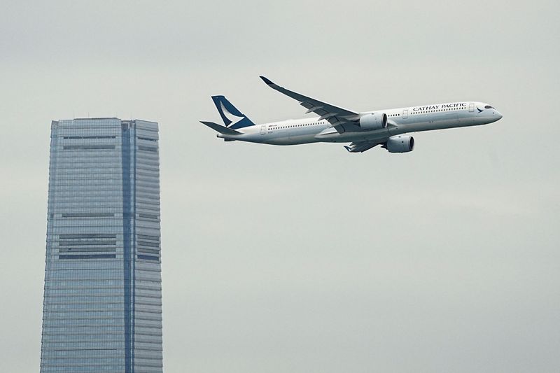 Cathay Pacific reclaims Qatar’s stake in airline with $897 million&nbsp;deal