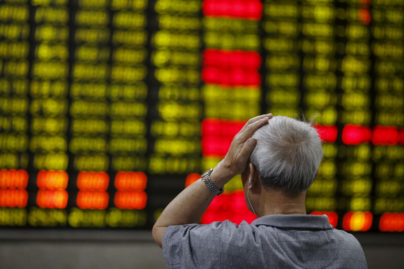 Asia stocks tumble amid AI jitters on Wall St; KOSPI plunges&nbsp;5%
