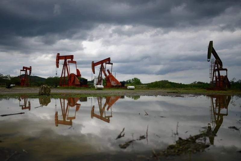 Oil falls as investors await clarity after Iran-Israel halt attacks